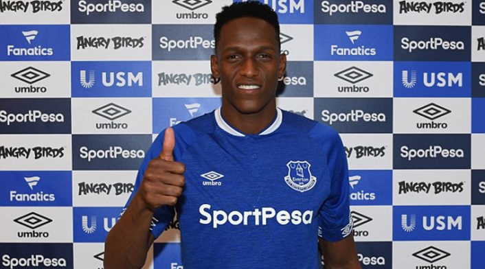 Yerry Mina en su presentación con Everton