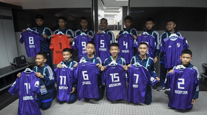 Niños rescatados de Tailandia