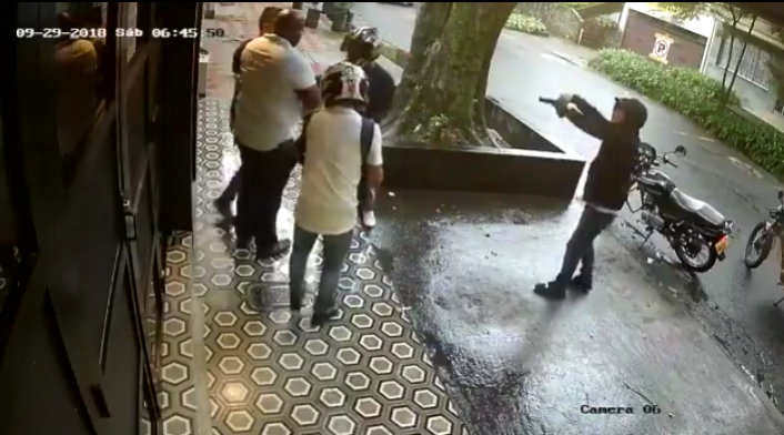 Momento del hurto en el barrio El Poblado.