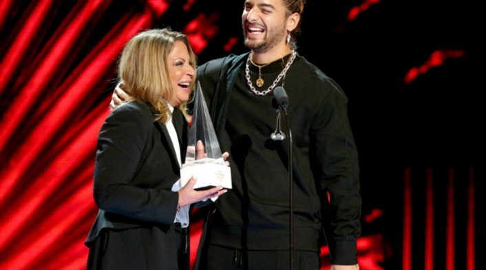 Maluma y Ana María Polo en los Latin American Music Awards