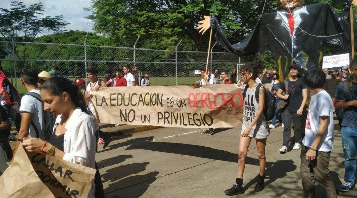 Marcha estudiantil en Cali