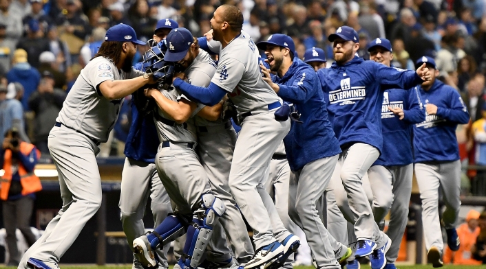 Los Ángeles Dodgers celebrando. Los Ángeles Dodgers celebrando.