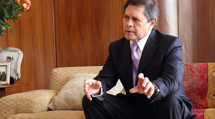 Carlos Mattos es requerido por la justicia de Colombia. Carlos Mattos es requerido por la justicia de Colombia.