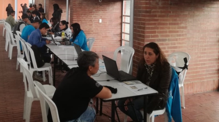 Feria de empleo 'Bogotá Trabaja' en la Plaza de los Artesanos