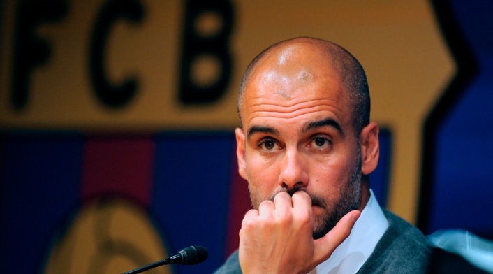 Pep Guardiola en sus épocas como técnico del FC Barcelona