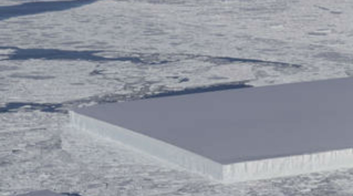 El descubrimiento se produjo durante uno de los vuelos realizados por la denominada Operación IceBridge el pasado 16 de octubre