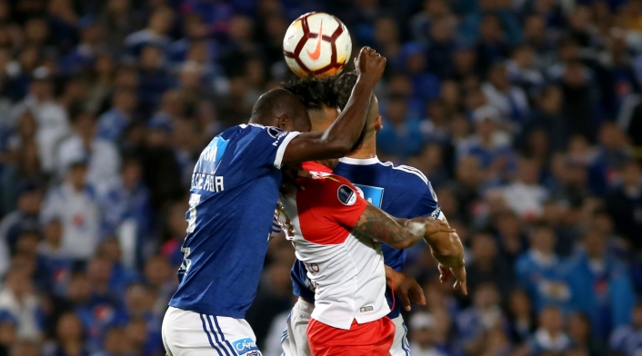Santa Fe venció a Millonarios en la Copa Sudamericana Santa Fe venció a Millonarios en la Copa Sudamericana
