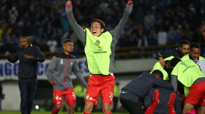 Santa Fe venció a Millonarios Santa Fe venció a Millonarios