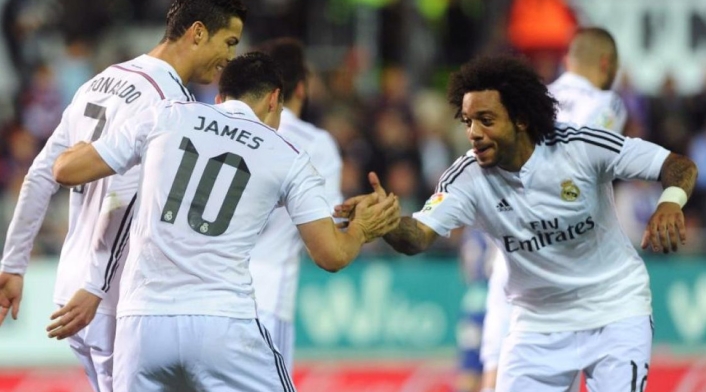 Cristiano, James y Marcelo celebrando un gol en el Real Madrid