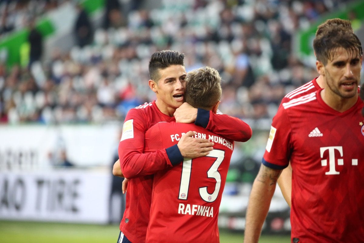 James Rodríguez celebra su gol con el Bayern ante el Wolfsburgo James Rodríguez celebra su gol con el Bayern ante el Wolfsburgo