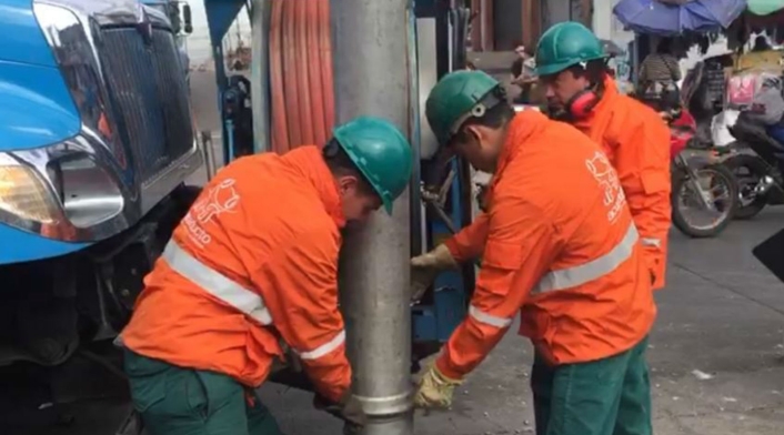 La limpieza de las alcantarillas en Bogotá.