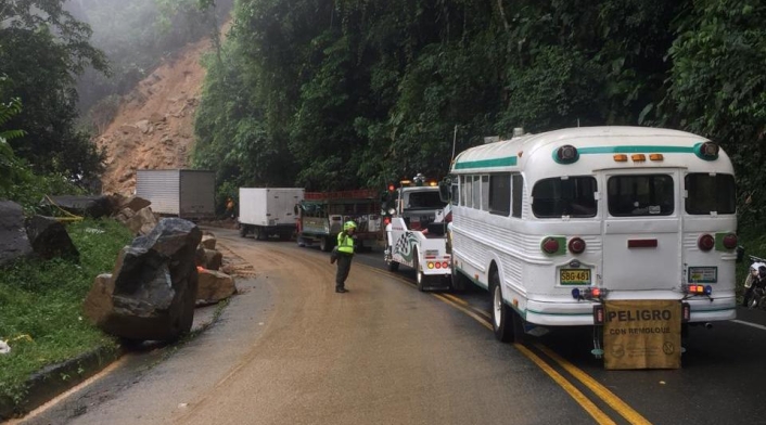 Habilitaron paso a un carril en la Autopsita Medellín-Bogotá