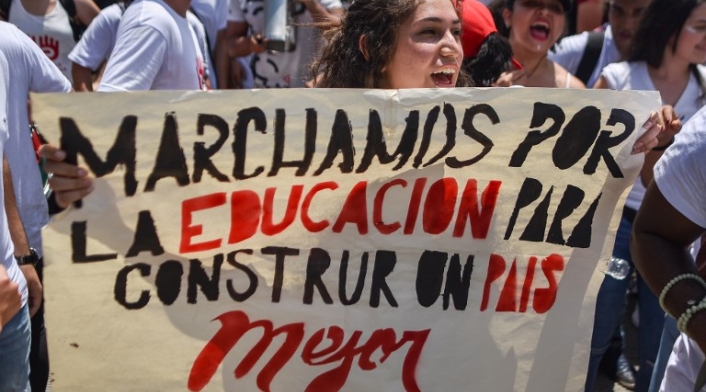 Protesta de estudiantes universitarios.