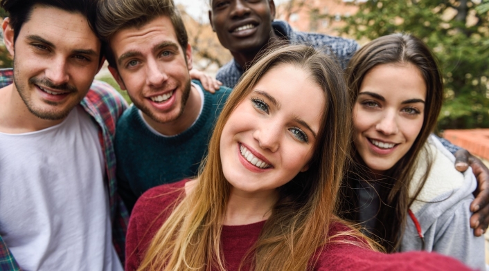 El estudio arrojó que el 72% de hombres están dispuestos a tomar riesgos para obtener una buena fotografía.