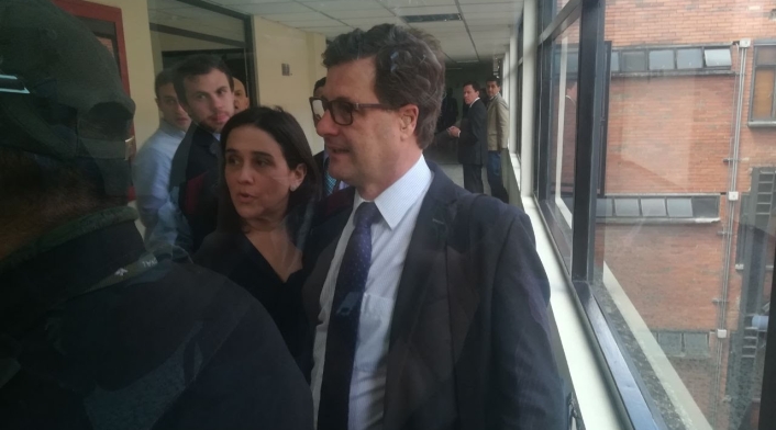 Luis Fernando Andrade ex director de la Agencia Nacional de Infraestructura asistiendo a las diligencias judiciales en Paloquemao.