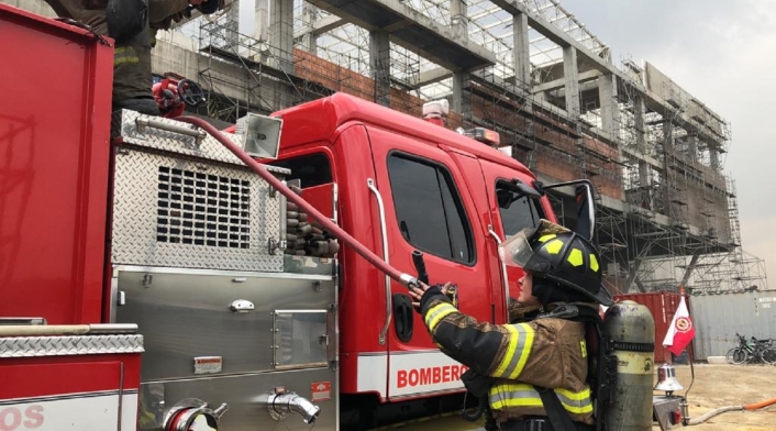 Así vivió el cuerpo de Bomberos de Bogotá el Incendio del Centro Comercial El Edén