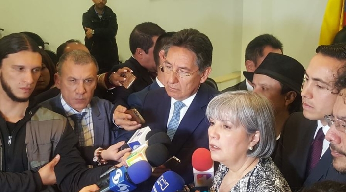 Fiscal Néstor Humberto Martínez y la presidenta de a JEP, Patricia Linares