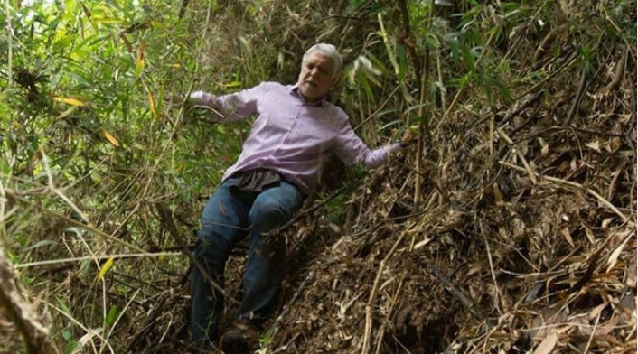 Enrique Peñalosa perdido en los cerros orientales Enrique Peñalosa perdido en los cerros orientales