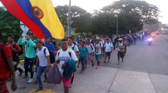 Se movilizaron a pie desde sus comunidades con destino a la sede de la Gobernación de Bolívar