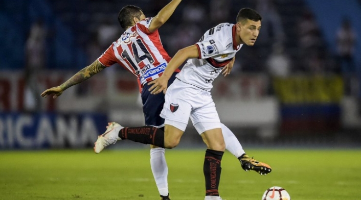 Junior Vs. Colón