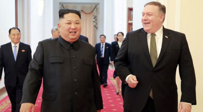 Mike Pompeo y Kim Jong-un