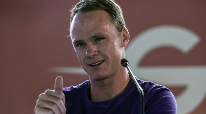 Chris Froome en rueda de prensa antes de disputar el Giro de Rigo