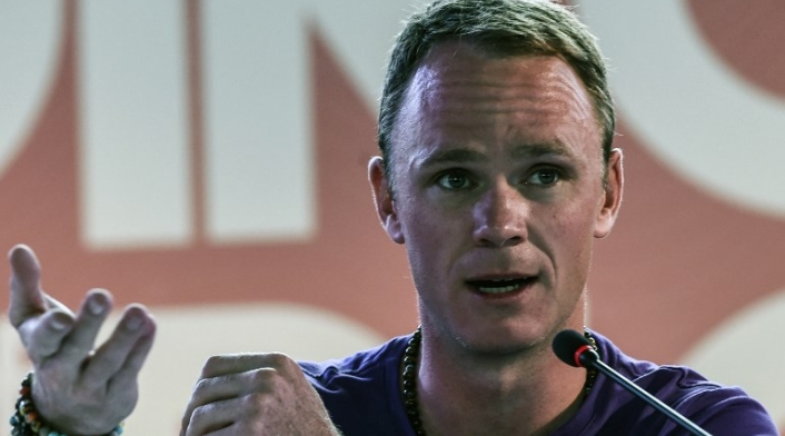 Chris Froome en rueda de prensa antes de disputar el Giro de Rigo