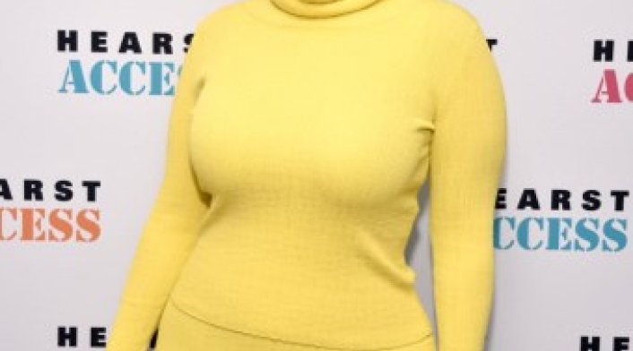 Ashley Graham se ha defendido de las críticas por supuestamente bajar de peso. Ashley Graham se ha defendido de las críticas por supuestamente bajar de peso.
