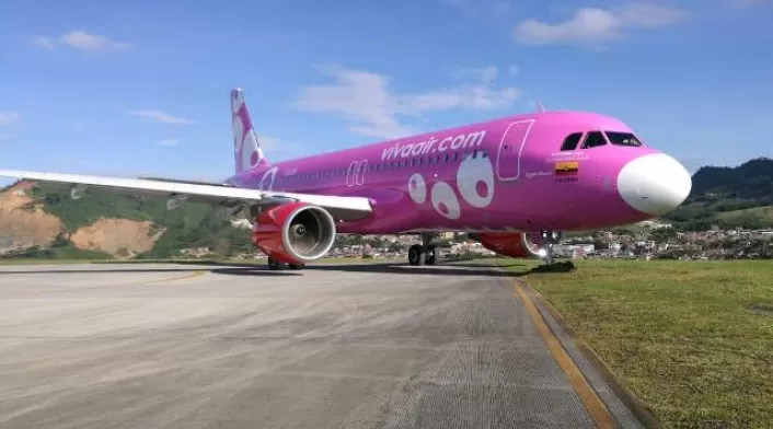 Un avión en Pereira se salió de la pista cuando iba a despegar. Un avión en Pereira se salió de la pista cuando iba a despegar.