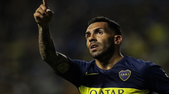 Carlos Tévez El jugador del Boca Juniors, Carlos Tévez, se pronunció sobre los desmanes de la Copa Libertadores.