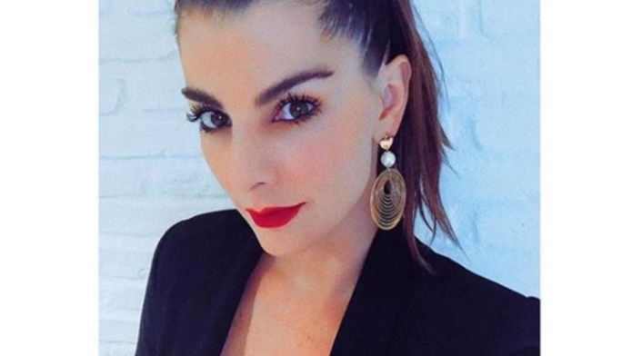 Carolina Cruz defiende el Concurso Nacional de Belleza