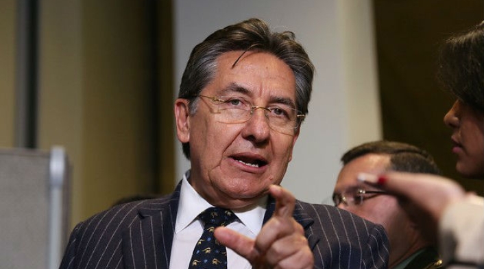 Néstor Humberto Martínez Néstor Humberto Martínez