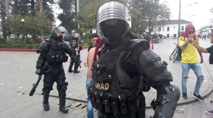 Marchas en Popayán Estudiantes y Policías se enfrentaron en protestas en Popayán.