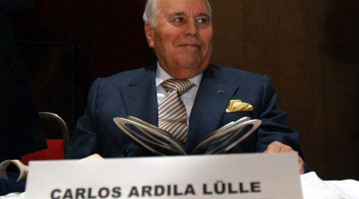 Carlos Ardila Lülle, reconocido empresario colombiano Carlos Ardila Lülle, reconocido empresario colombiano