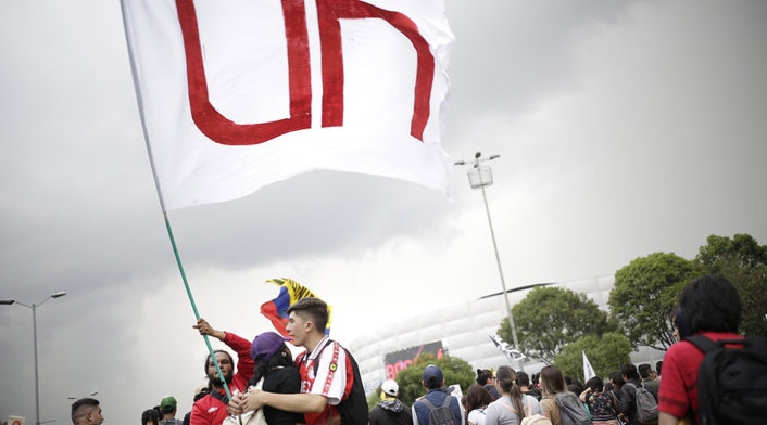 Estudiantes de la Universidad Nacional en medio de las marchas Estudiantes de la Universidad Nacional en medio de las marchas