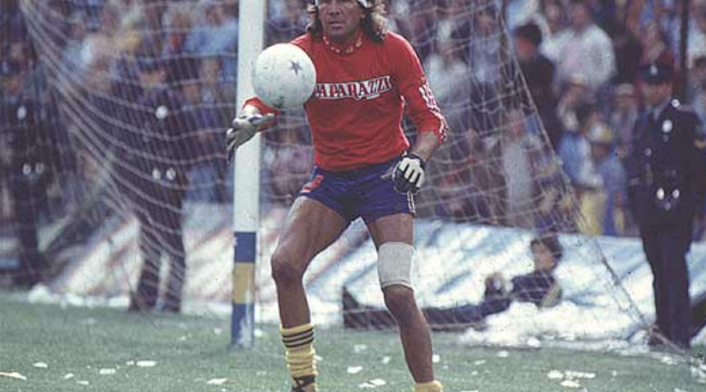 10. Hugo Gatti. Jugó más de 400 partidos entre 1976 y 1988. Alcanzó seis títulos, entre ellos dos Copas Libertadores (1977-1978) y una Copa Intercontinental (en 1977, al Borussia Mönchengladbach).