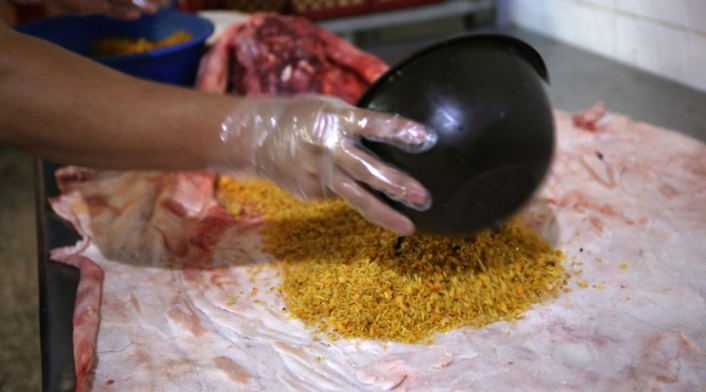 Preparación de Lechona
