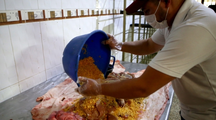 Preparación de Lechona