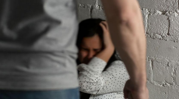 Violencia contra las mujeres Violencia contra las mujeres