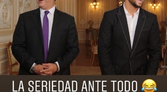 Maluma no desaprovechó el momento para bromear junto al mandatario.