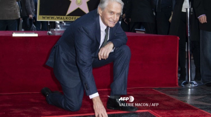 Michael Douglas al recibir la estrella en el Paseo de la Fama de Hollywood Michael Douglas al recibir la estrella en el Paseo de la Fama de Hollywood