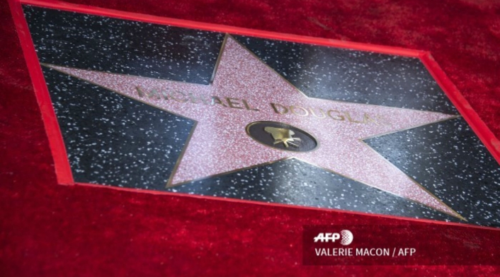 La estrella de Michael Douglas en el Paseo de la Fama de Hollywood La estrella de Michael Douglas en el Paseo de la Fama de Hollywood