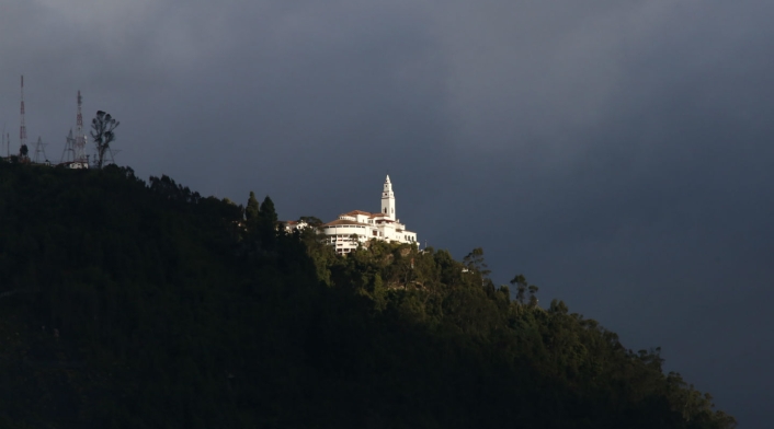 Jardines, fuentes y espectacular gastronomía son parte de Monserrate