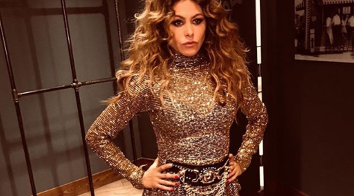 La mexicana se convirtió en centro de críticas tras lanzar una desconcertante frase durante una presentación en Los Ángeles.