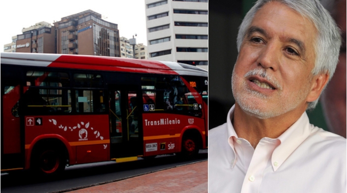 Los articulados de Transmilenio y Enrique Peñalosa, alcalde de Bogotá