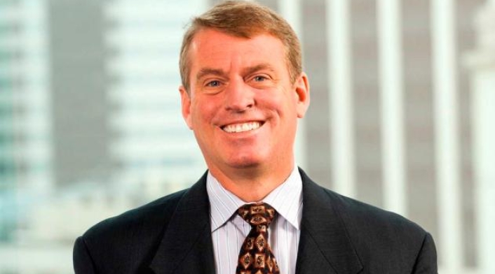 Richard Francis, director Latin American Sovereigns – líder de la Calificación de Colombia de Fitch Ratings