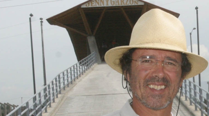 Simón Vélez, arquitecto colombiano