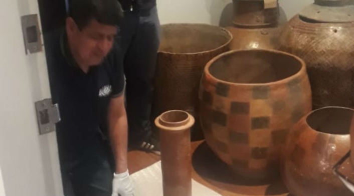 FISCALÍA INCAUTÓ PIEZAS PRECOLOMBINAS