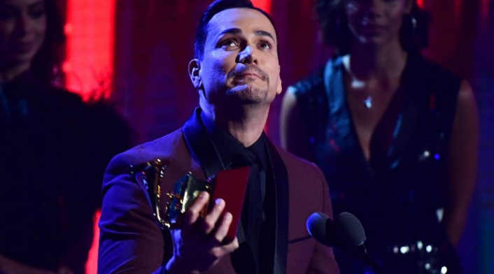 Víctor Manuelle en los Grammy Latinos