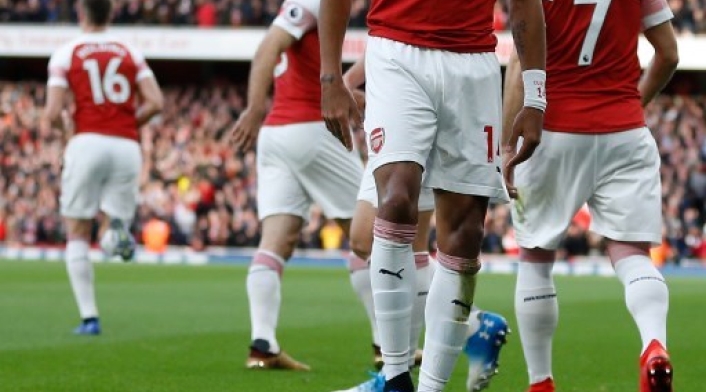 "No soy en absoluto racista. Yo soy incluso chipriota. Al 100% no soy racista", aseguró Averof Panteli, wel hombre que lanzó la cáscara a Pierre-Emerick Aubameyang.